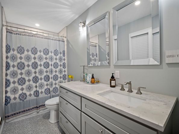 68 Liberty Sq, Rockland MA 02370