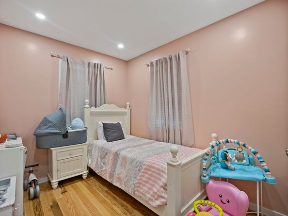 68 Liberty Sq, Rockland MA 02370