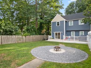 68 Liberty Sq, Rockland MA 02370