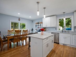 68 Liberty Sq, Rockland MA 02370