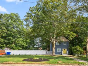 68 Liberty Sq, Rockland MA 02370
