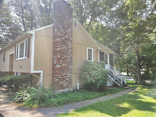 2-A King Phillip St, Medway MA 02053