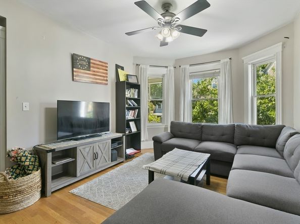 19 Howes St 1, Boston MA 02125