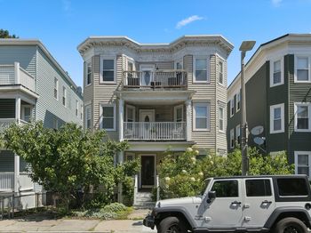 19 Howes St