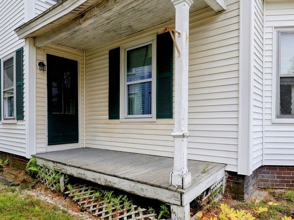 98 Drury Ave, Athol MA 01331