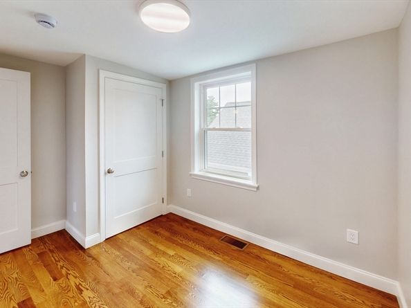 10 Lewis St 2, Medford MA 02155