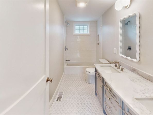10 Lewis St 2, Medford MA 02155