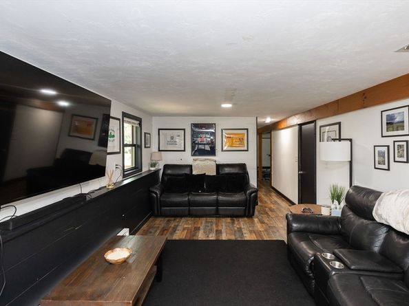 32 Lyford Road, Spencer MA 01562
