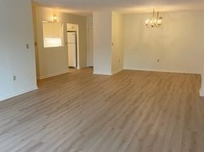 131 Coolidge Ave 122, Watertown MA 02472