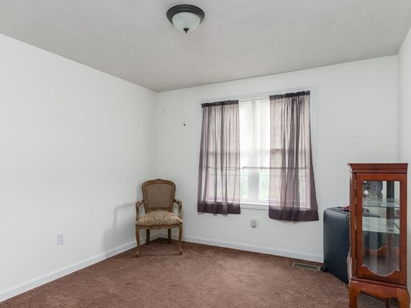 22 Bittersweet Blvd, Worcester MA 01607