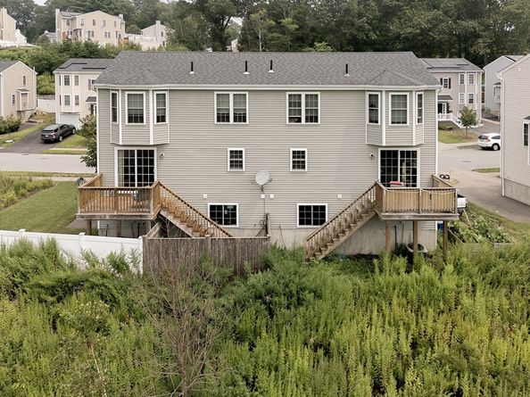 22 Bittersweet Blvd, Worcester MA 01607