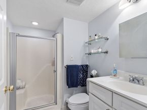 64 Valiant Way 64, Salem MA 01970