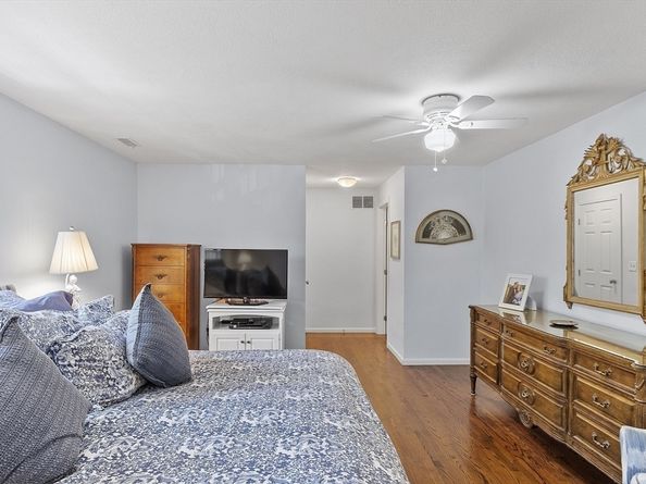 64 Valiant Way 64, Salem MA 01970