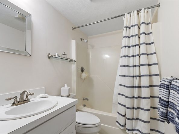 64 Valiant Way 64, Salem MA 01970