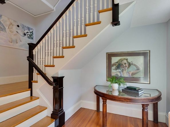 5 Bacon St, Winchester MA 01890