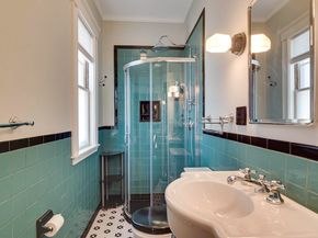 5 Bacon St, Winchester MA 01890