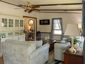 7 Green Holly Drive, Kingston MA 02364