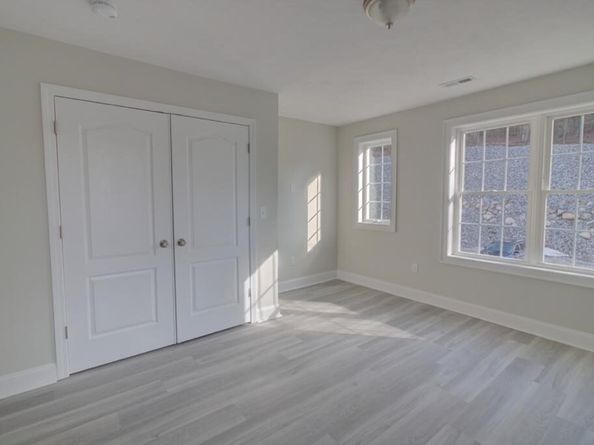 89 W Main St, Northborough MA 01532