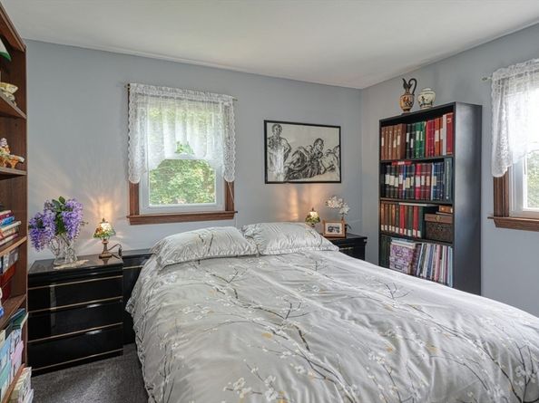 49 Summer Hill Rd, Maynard MA 01754