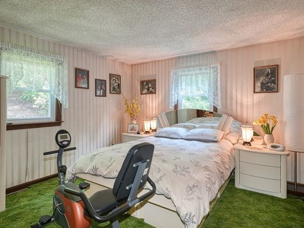 49 Summer Hill Rd, Maynard MA 01754