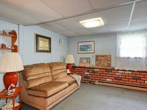 49 Summer Hill Rd, Maynard MA 01754
