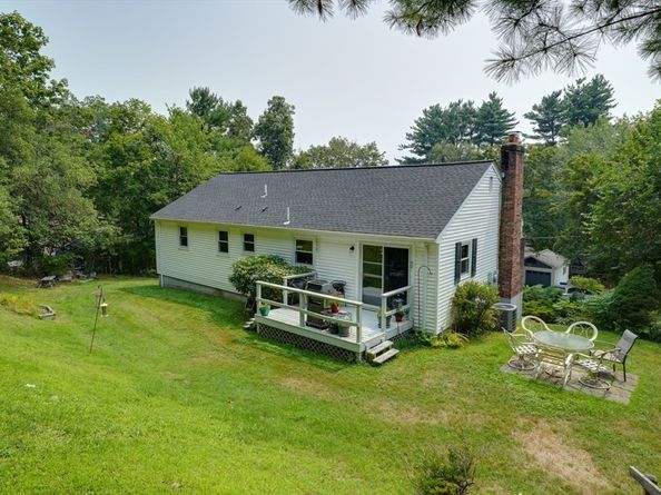 49 Summer Hill Rd, Maynard MA 01754