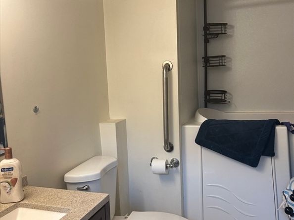 189 Lakeview Street, Tewksbury MA 01876