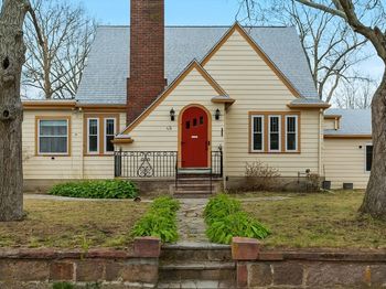 28 Edgeworth St