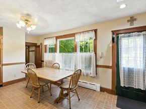 28 Edgeworth St, Weymouth MA 02189