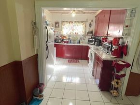 2 Keen St, Worcester MA 01603