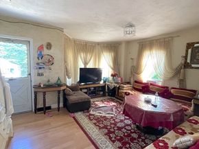 2 Keen St, Worcester MA 01603