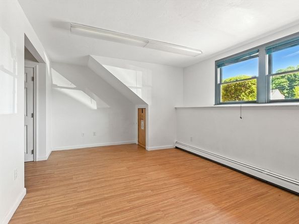 782 Bedford St, Whitman MA 02382