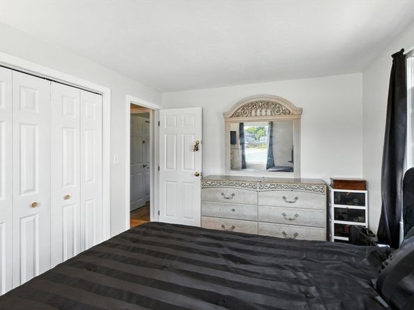 782 Bedford St, Whitman MA 02382