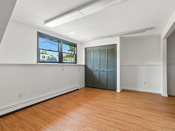 782 Bedford St, Whitman MA 02382