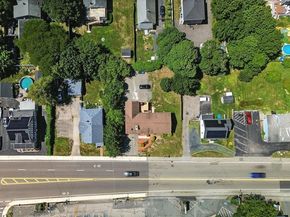782 Bedford St, Whitman MA 02382