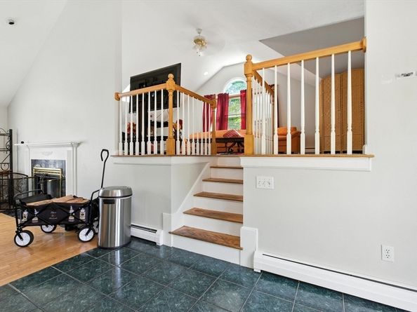 782 Bedford St, Whitman MA 02382