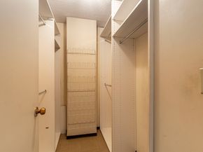 60 Longwood Ave. 403, Brookline MA 02446