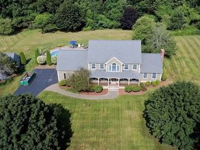 318 W Main St, Millbury MA 01527