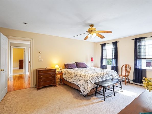 318 W Main St, Millbury MA 01527