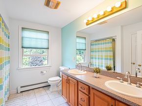 318 W Main St, Millbury MA 01527