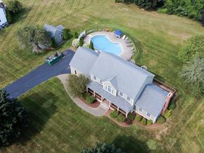 318 W Main St, Millbury MA 01527