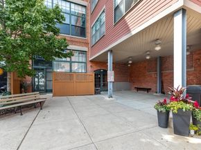 60 Dudley St 120, Chelsea MA 02150