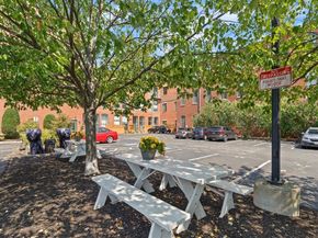 60 Dudley St 120, Chelsea MA 02150