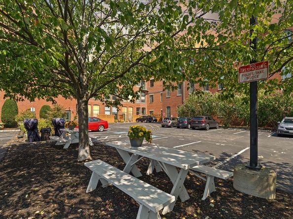 60 Dudley St 120, Chelsea MA 02150