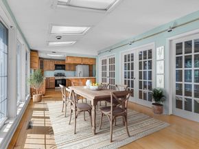 85 Fisher St, Medway MA 02053