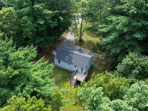 6 Brook St, Carver MA 02330