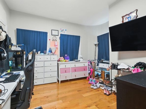 15 Milton St, Malden MA 02148