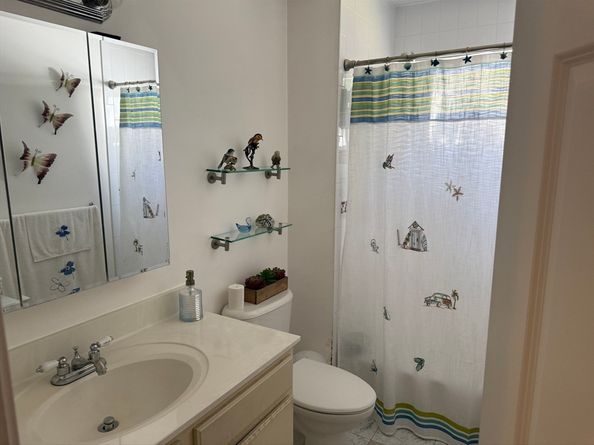 20 Massasoit St, Boston MA 02136