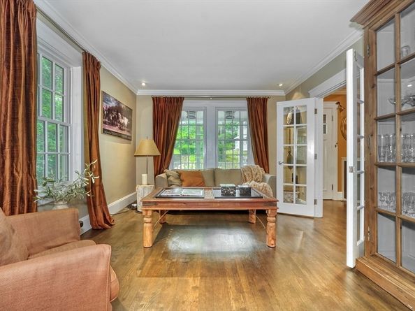 20 Grove Pl, Winchester MA 01890