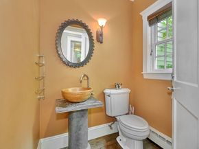 20 Grove Pl, Winchester MA 01890